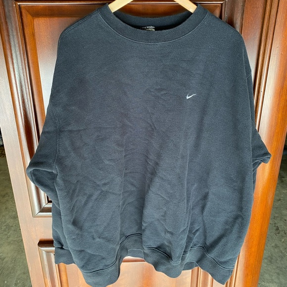 Vintage 90’s Nike crewneck sweatshirt with embroidered swoosh made in U.S.A. - Picture 2 of 7